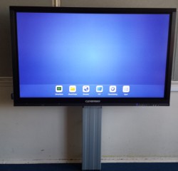 Clevertouch screen installed